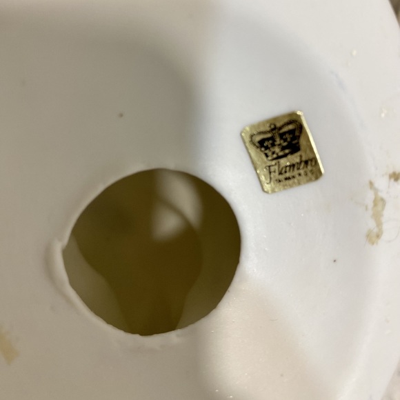 Vintage Flambro Fine Porcelain Woman with Unicorn and Foal Figurine - Picture 6 of 6